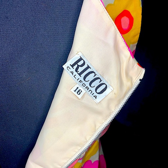 1960’s-1970’s Vintage Ricco California Tank Top and Jacket - Picture 16 of 16